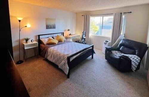 Valle Lindo Condo | Near Disneyland, Near Universities ，Diamond bar Private Room with Full Bathroom