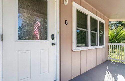 Southeast Pensacola Apartment | Near Downtown Beach Main House - Woodland Escape