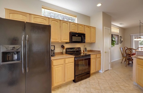 Surprise House | Near Golf: Inviting Surprise Home w/Covered Patio