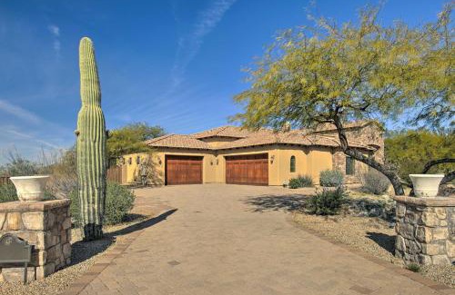 County Island Villa | Near Golfing Mesa Villa with Outdoor Oasis and Pool!