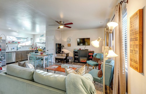 Flagstaff Cottage | Near Hiking & Golfing: Flagstaff Cottage!