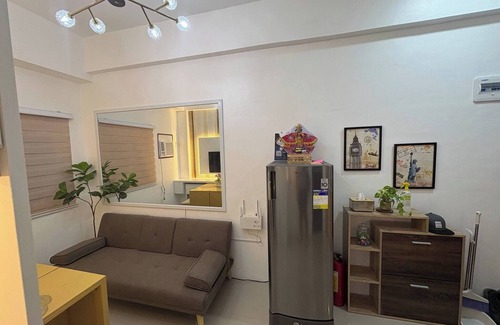 Basak Condo | Near Mactan International airport Condo with Private Entrance and Shared Pool