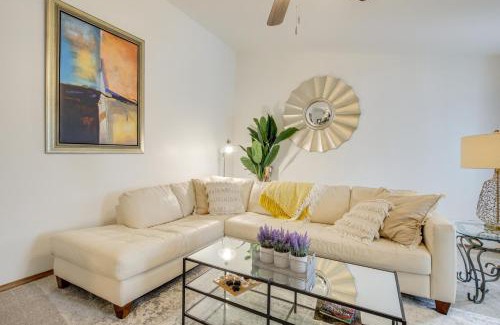 Green Bay House | Near Medical Corridor Whimsy Wisconsin Duplex