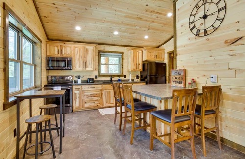 Hatfield House | Near Memorial Park Lake Arbutus Vacation Rental