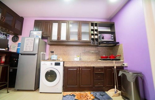 San Dionisio Condo | Near NAIA, Cozy 2 Bedroom Condo Apartment, Sleeps 05 Pax, 4 km to NAIA, Pool