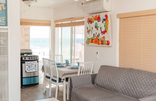 Mission Beach Condo | Near Ocean Front!, Views, Spa, AC, Best MB Location!