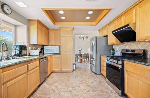 Rancho Cucamonga House | Near ONT Spacious 4BR Family Retreat Safe Area