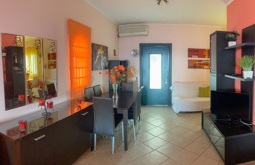 Corinthia Region Apartment | Near the Beach Flat with Verandas & Seaview