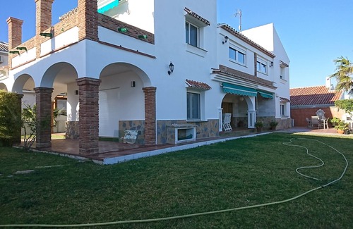 El Faro House | Near the Sea, Views and Golf Next to the Sea and Golf at the Lighthouse.