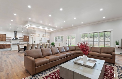 Mammoth Creek House | Near Utah's Attractions - 15 minutes from Brian Head - For Large Groups