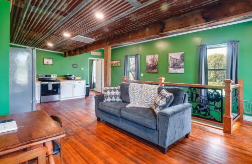 Treloar Apartment | Near Wineries Country Condo in New Haven