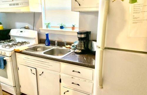 Midtown Apartment | Near XAi Data Center-Project Pyramid-Medical District-Valero-Kellog