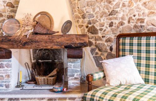 Borghetto di Vara Apartment | Nearby 5 Terre Lovely Mansarda