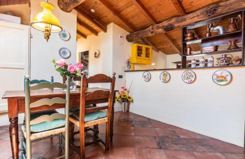 Borghetto di Vara Apartment | Nearby 5 Terre Lovely Mansarda