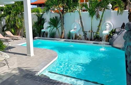 South Pattaya Villa | NEBULAND Luxury Pool Villa Pattaya Walking Street 7 Bedrooms