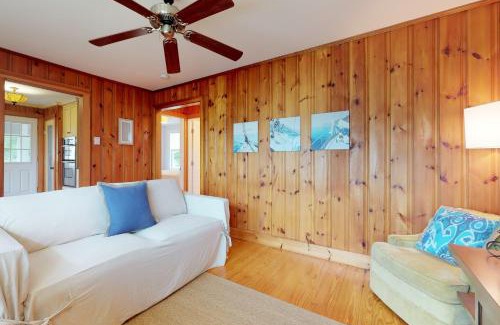 York Harbor House | Necessary Escape