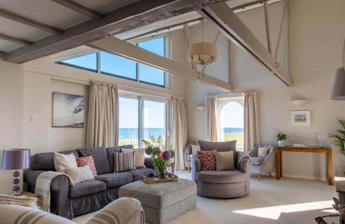 Milford on Sea House | Needles Point