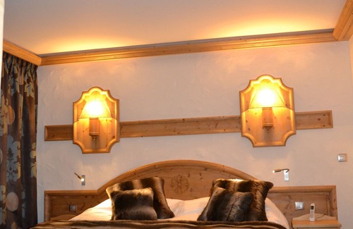 Samoens Hotel | Neige et Roc, The Originals Relais