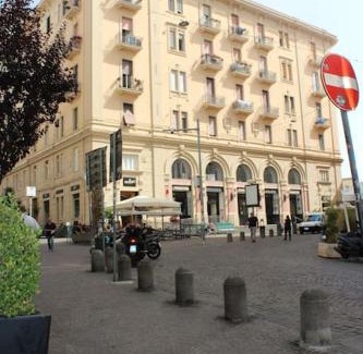 Vomero Apartment | Nel Cuore del Vomero Apartament