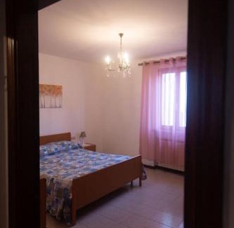 Fossombrone House | Nel tranquillo centro d'Isola