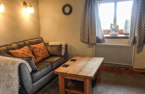 Treator House | Nellys House