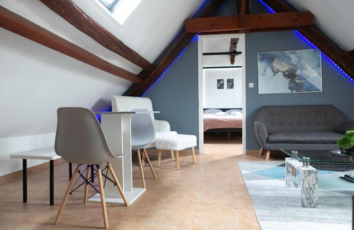 Nemours Apartment | Nemours Le Tanneurs - Vue Château