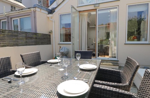 Mylor Churchtown House | Neptune