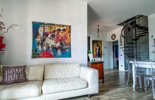 Castelnuovo del Garda House | Nest Guesthouse