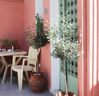 Old Town Apartment | Nestia Retreats Ano Poli - Spacious Apartment