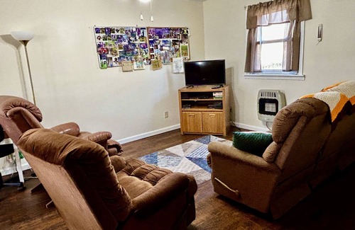 Gallipolis Ferry Cabin | Nestled on a cattle farm, this cabin is perfect for those seeking an escape