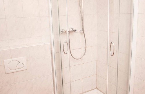 Lahnstein Hotel | Neubert s Gasthaus am Rhein