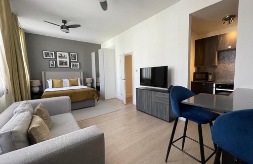 Earl's Court Apartment | Nevern Place by Supercity Aparthotels