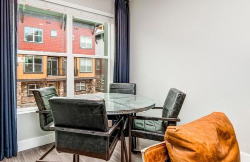 Kimball Junction House | Nevis 15 at Newpark Center