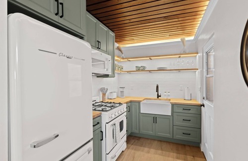 Ocean Beach Cottage | New! 1 bd/1 ba Beach Front Bungalow