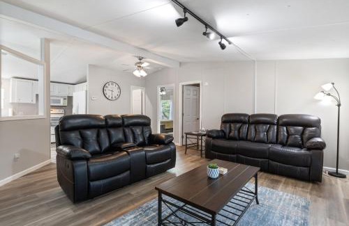 Rocky Mount House | New! 2 Homes-Firepit, Hot Tub, Huge Yard and Dock