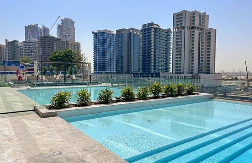 Downtown Dubai Apartment | New 2BR with Private Jacuzzi in City Centre