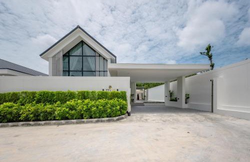 Ao Nang Villa | New 3BR Pool Villa w Jacuzzi Ao Nang Krabi