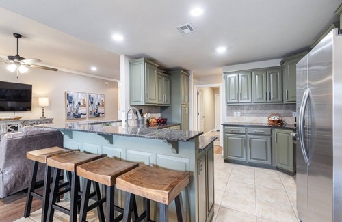 Rogers House | New! 4-Bedroom Home Near Pinnacle Hills Mall, AMP, & Trailhead! Great Location!