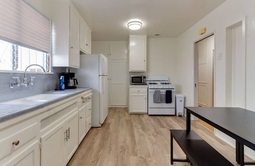 Del Rey House | New 4 bedroom Modern Villa in Mar Vista