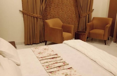 Islamabad House | New Airport Lodge