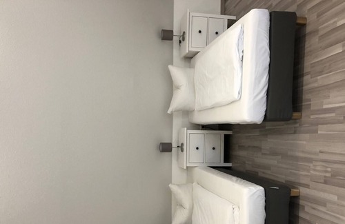 Bad Homburg v.d. Hoehe Apartment | New apartment for 5 people