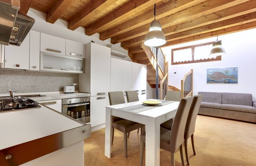 Cannaregio Apartment | New apartment, wi-fi and air conditioning, comfortable and quiet.