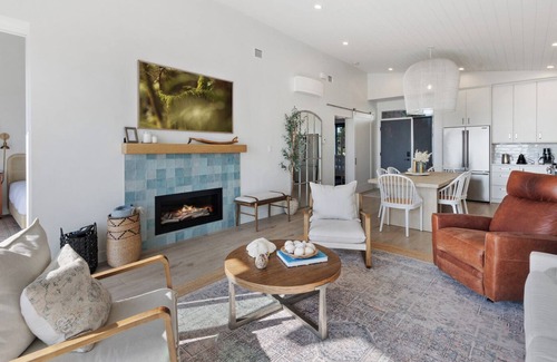 Black Creek Condo | NEW Beachfront Luxury Suite on Saratoga Beach