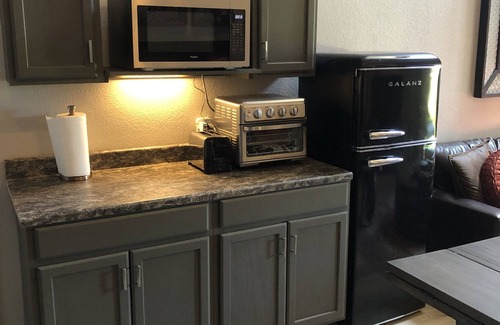 Silvercreek Condo | NEW! Beautifully remodeled Retreat w/pools Rocky Mountain National Park