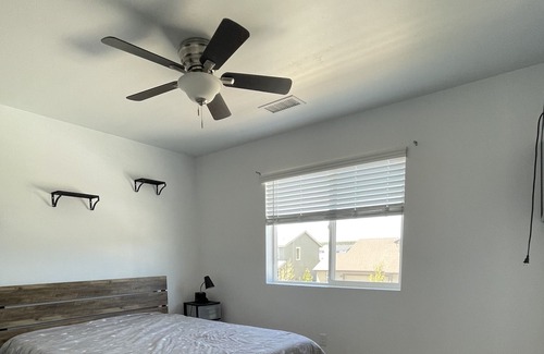 Bellemont House | New Bellemont Home that sleeps 10. Just 12 Miles to Downtown Flagstaff.