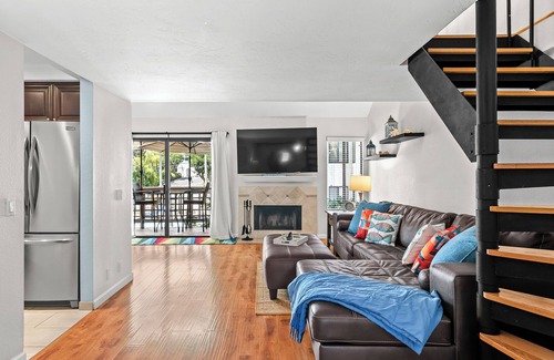 Solana Beach Condo | New! Bright 1 Bed with Loft in The Heart of Solana Beach