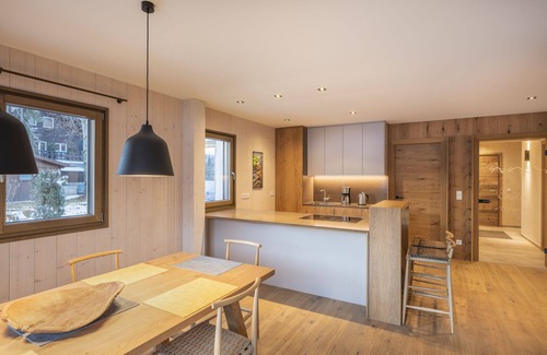 Garmisch-Partenkirchen House | NEW Chalet Alpspitze with three bedrooms