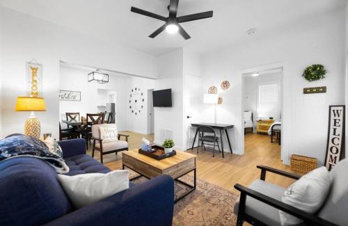 Waco House | New Charming 2-Bedroom Home Minutes to Downtown