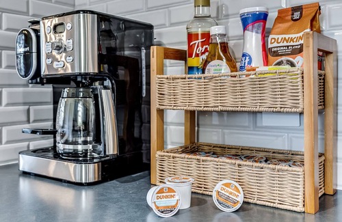 Central Oklahoma City House | New! Charming 2bed+office+dreamy backyard in the Village