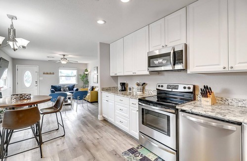 Rockport House | New! Charming and eclectic 2 bedroom, 1 bath, 5 minutes to Rockport Beach!
